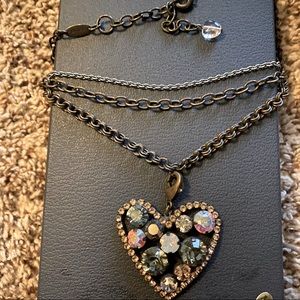 ✨SABIKA HEART PENDANT WITH NECKLACE✨